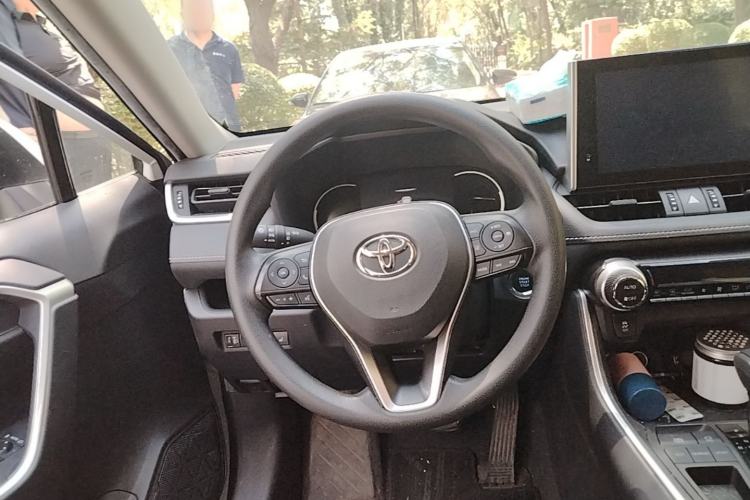 Used Toyota RAV4 2022 2.0L CVT Two-Wheel Drive Fashion Edition Steering Wheel