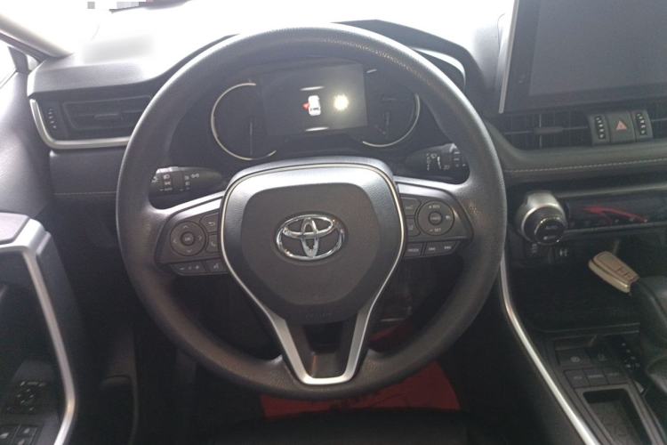 Used Toyota RAV4 2022 2.0L CVT Two-Wheel Drive Fashion Edition Steering Wheel