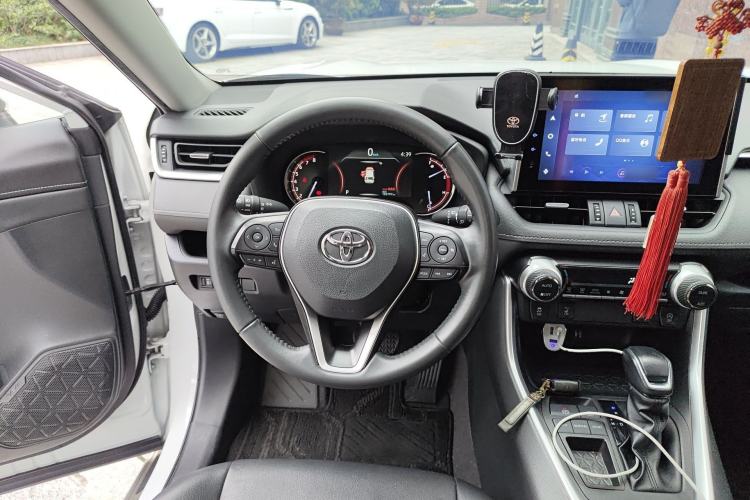 Used Toyota RAV4 2022 2.0L CVT Two-Wheel Drive Fashion Plus Edition Steering Wheel