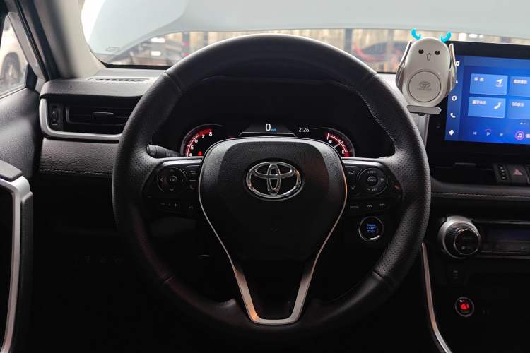 Used Toyota RAV4 2022 2.0L CVT Two-Wheel Drive Fashion Edition Steering Wheel