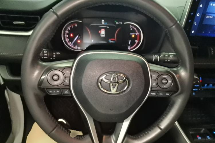 Used Toyota RAV4 2022 2.0L CVT Two-Wheel Drive Fashion Plus Edition Steering Wheel