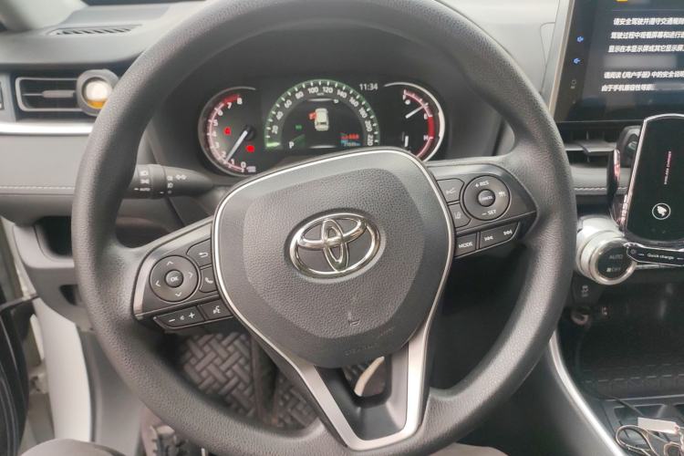 Used Toyota RAV4 2022 2.0L CVT 4x4 Fashion Edition Steering Wheel