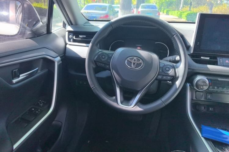 Used Toyota RAV4 2022 2.0L CVT Two-Wheel Drive Fashion Plus Edition Steering Wheel