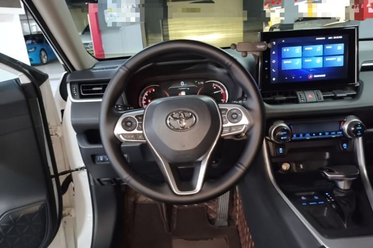 Used Toyota RAV4 2022 2.0L CVT Two-Wheel Drive Fashion Edition Steering Wheel