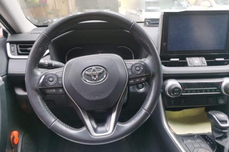 Used Toyota RAV4 2022 2.0L CVT Four-Wheel Drive Premium Edition Steering Wheel