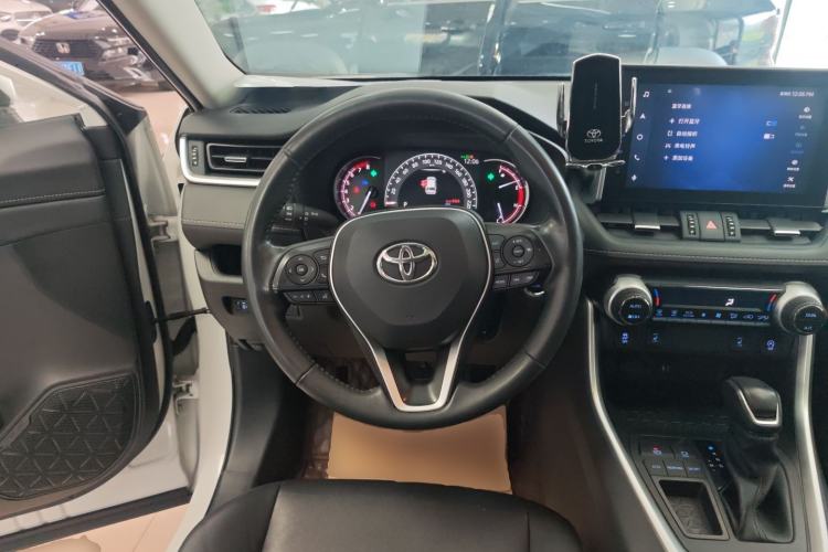 Used Toyota RAV4 2022 2.0L CVT Two-Wheel Drive Fashion Plus Edition Steering Wheel