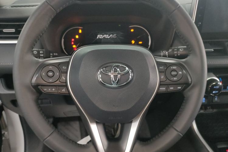 Used Toyota RAV4 2022 2.0L CVT Two-Wheel Drive Fashion Plus Edition Steering Wheel