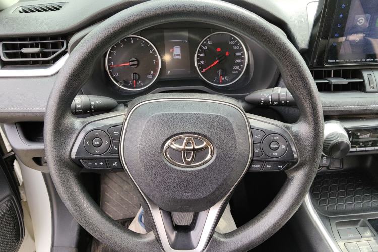 Used Toyota RAV4 2022 2.0L CVT Two-Wheel Drive Urban Edition Steering Wheel