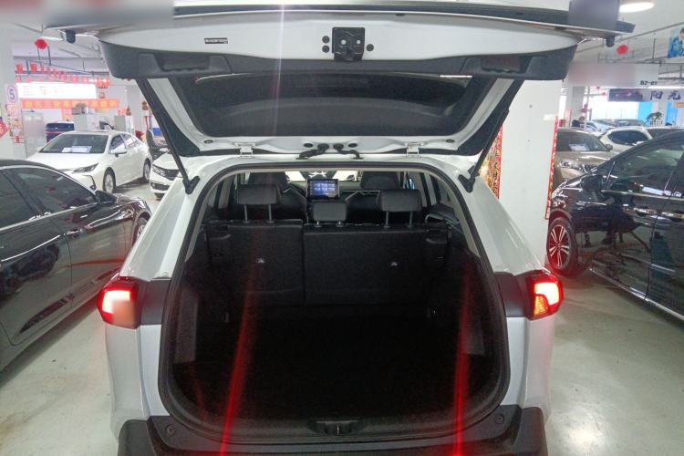 Used Toyota RAV4 2022 Dual-Engine 2.5L E-CVT Four-Wheel Drive Elite Plus Edition Trunk