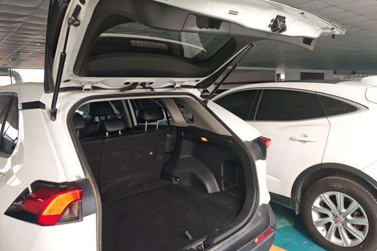 Used Toyota RAV4 2022 2.0L CVT Two-Wheel Drive Urban Edition Trunk