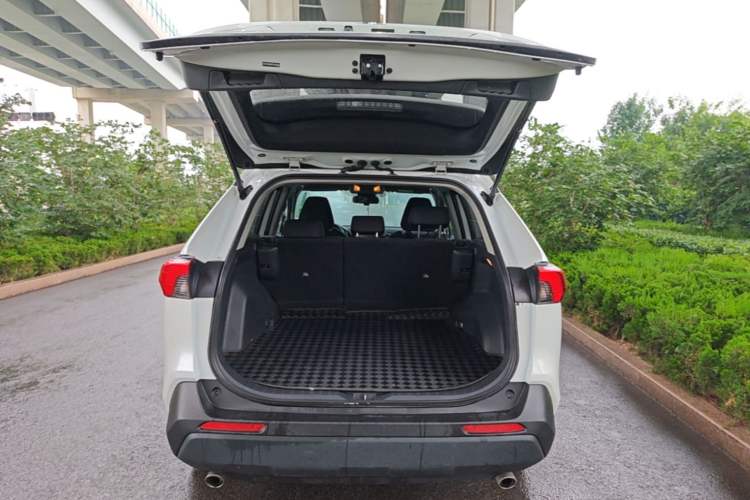 Used Toyota RAV4 2022 2.0L CVT Two-Wheel Drive Urban Edition Trunk