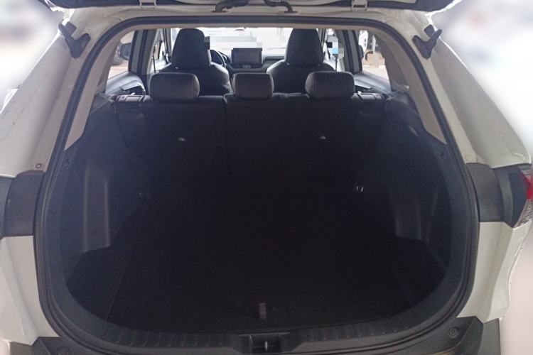 Used Toyota RAV4 2022 2.0L CVT Two-Wheel Drive Fashion Edition Trunk