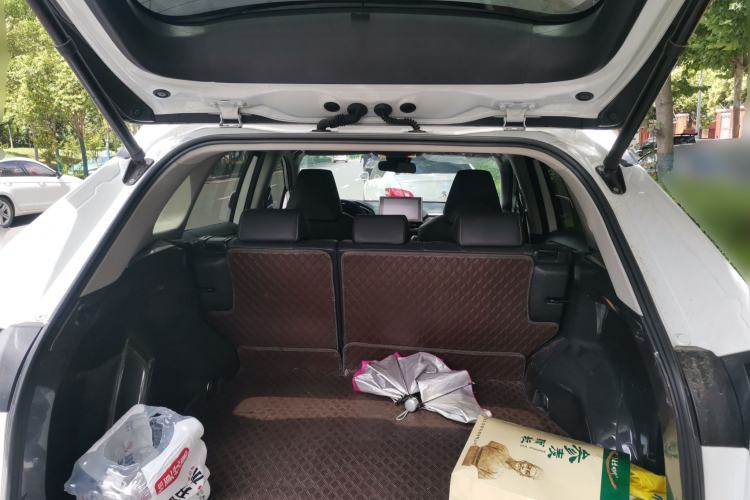 Used Toyota RAV4 2022 2.0L CVT Two-Wheel Drive Fashion Plus Edition Trunk