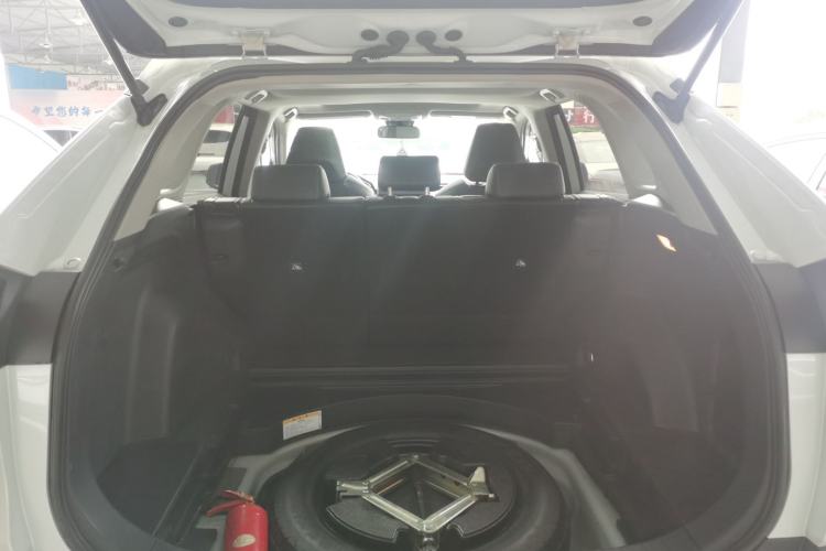 Used Toyota RAV4 2022 2.0L CVT Two-Wheel Drive Fashion Plus Edition Trunk
