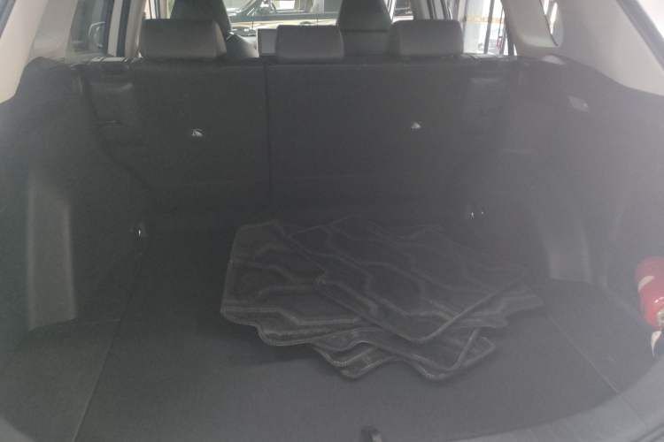 Used Toyota RAV4 2022 2.0L CVT Two-Wheel Drive Fashion Plus Edition Trunk