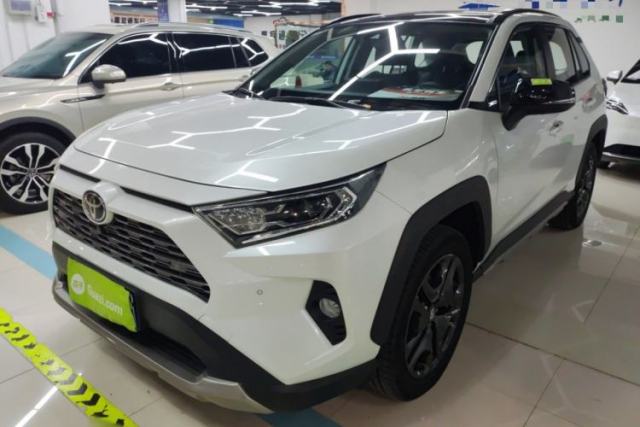 Used Toyota RAV4 2022 2.0L CVT Four-Wheel Drive Premium Edition