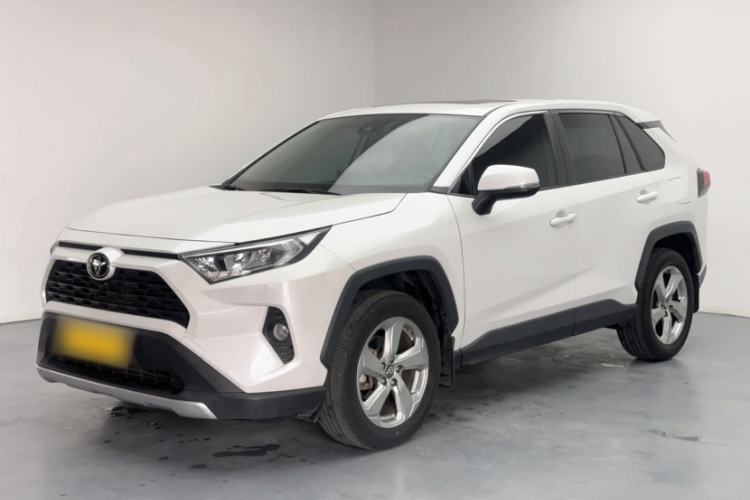 Ojetý Toyota RAV4 2022 2.0L CVT Two-Wheel Drive Fashion Edition Guazi used car, China used car export, Used car for sale, Used  cars, Cheapest cars for sale
