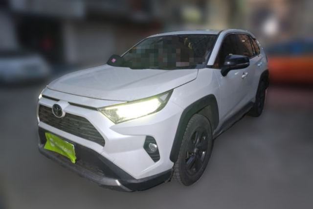 Used Toyota RAV4 2022 2.0L CVT 4x4 Fashion Edition
