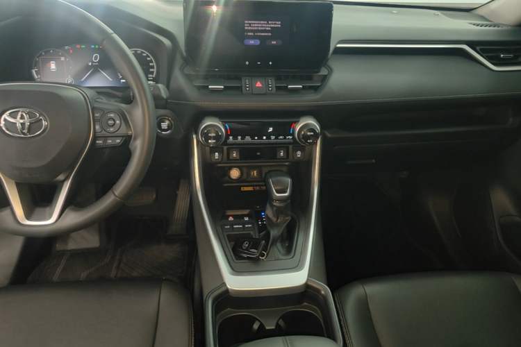 Used Toyota RAV4 2023 2.0L CVT Two-Wheel Drive Fashion Plus Edition Audio And AC Panel