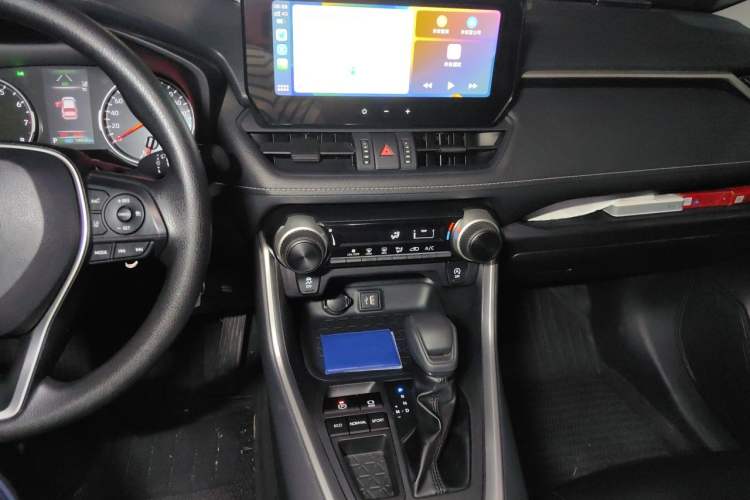 Used Toyota RAV4 2023 2.0L CVT Two-Wheel Drive Urban Edition Audio And AC Panel