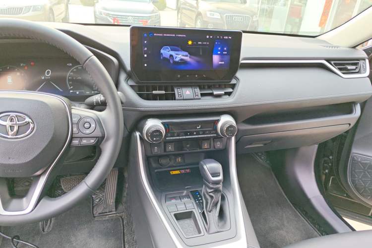 Used Toyota RAV4 2023 2.0L CVT Two-Wheel Drive Fashion Plus Edition Audio And AC Panel