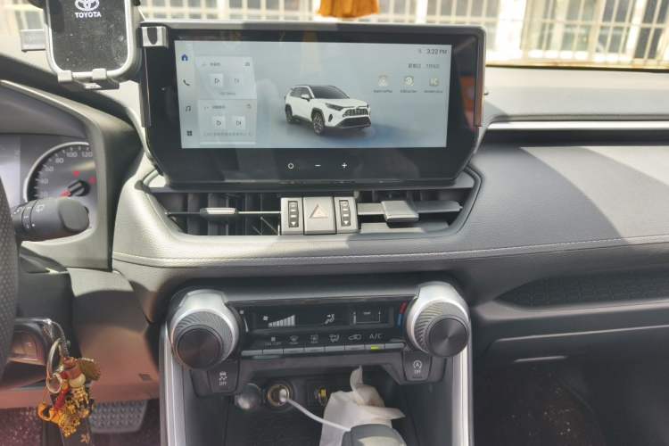 Used Toyota RAV4 2023 2.0L CVT Two-Wheel Drive Urban Edition Audio And AC Panel