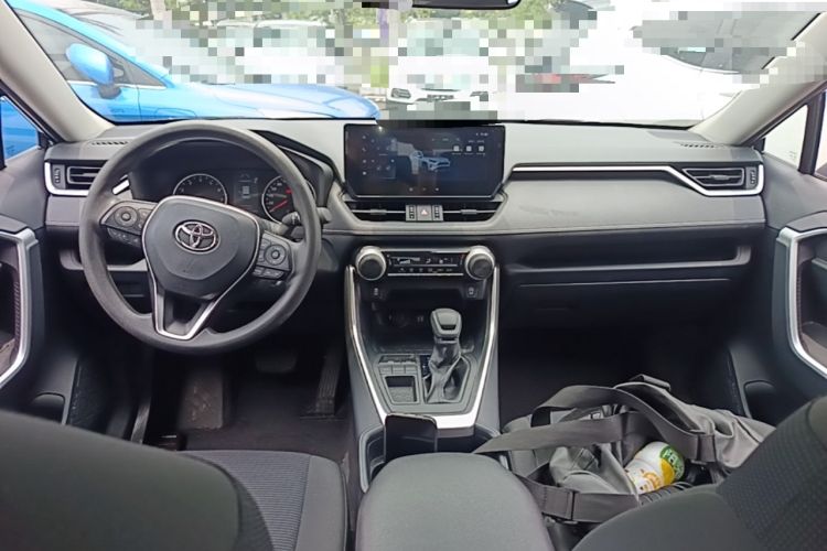 Used Toyota RAV4 2023 2.0L CVT Two-Wheel Drive Urban Edition Center Console