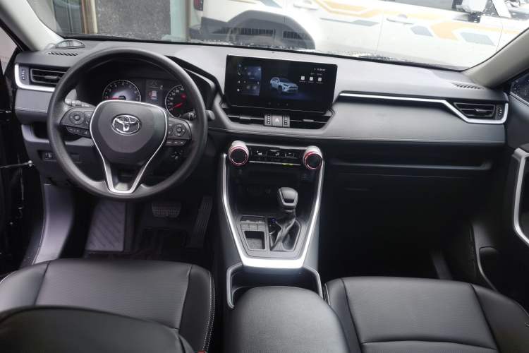 Used Toyota RAV4 2023 2.0L CVT Two-Wheel Drive Urban Edition Center Console