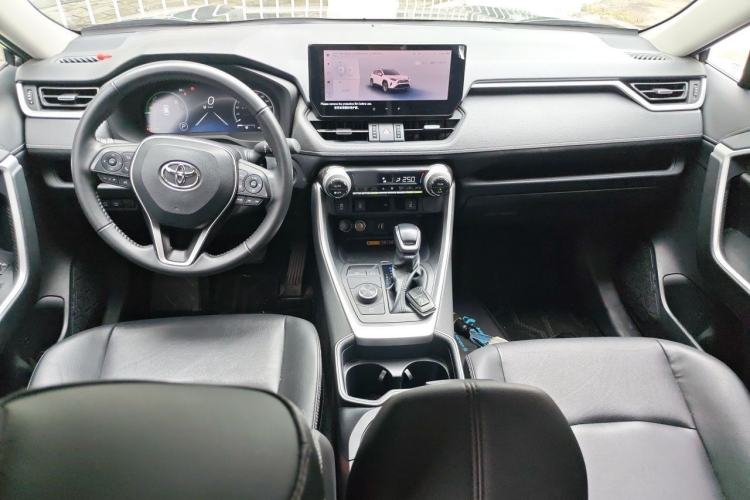 Used Toyota RAV4 2023 Dual-Engine 2.5L E-CVT Four-Wheel Drive Elite Plus Edition Center Console