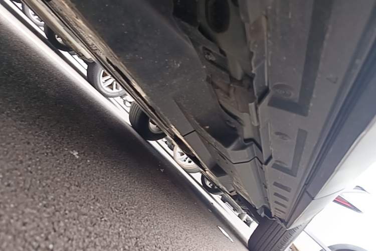 Used Toyota RAV4 2023 2.0L CVT Two-Wheel Drive Urban Edition Chassis Rear Right