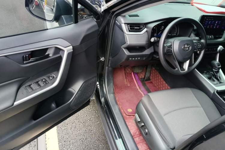 Used Toyota RAV4 2023 Dual-Motor 2.5L E-CVT Two-Wheel Drive Elite Edition Driver Seat