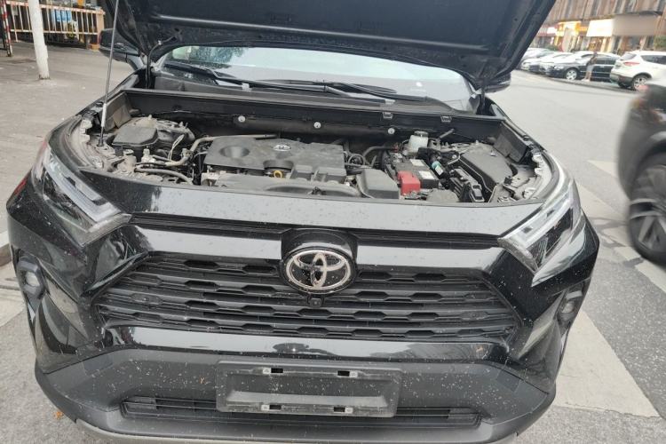 Used Toyota RAV4 2023 2.0L CVT Two-Wheel Drive Fashion Plus Edition Engine Bay
