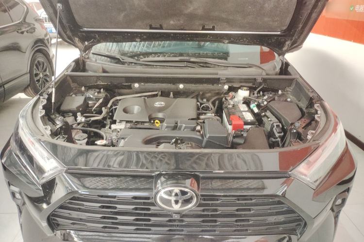 Used Toyota RAV4 2023 2.0L CVT Two-Wheel Drive Fashion Plus Edition Engine Bay