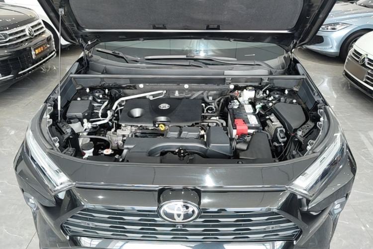 Used Toyota RAV4 2023 2.0L CVT Two-Wheel Drive Fashion Plus Edition Engine Bay