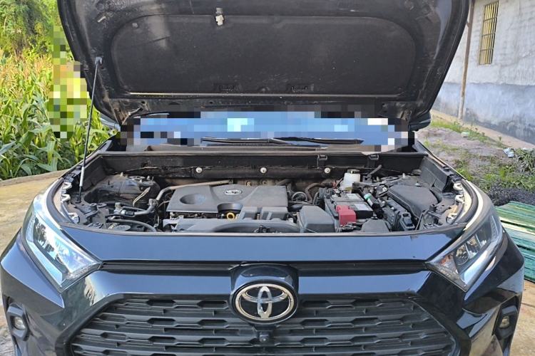 Used Toyota RAV4 2023 2.0L CVT Two-Wheel Drive Fashion Edition Engine Bay