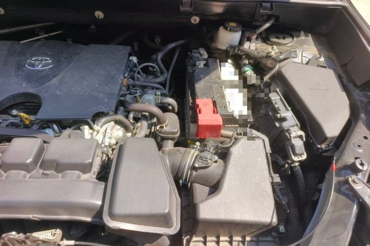 Used Toyota RAV4 2023 2.0L CVT Two-Wheel Drive Fashion Edition Engine Bay Left