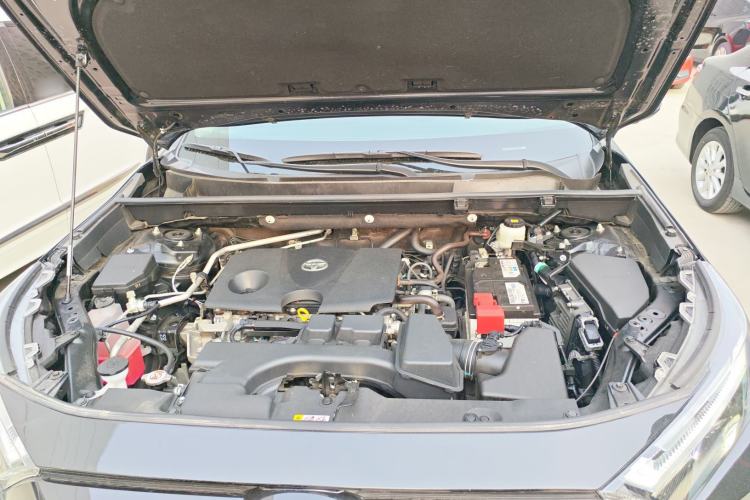 Used Toyota RAV4 2023 2.0L CVT Two-Wheel Drive Fashion Plus Edition Engine Bay