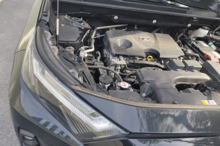 Used Toyota RAV4 2023 2.0L CVT Two-Wheel Drive Fashion Plus Edition Engine Bay Right