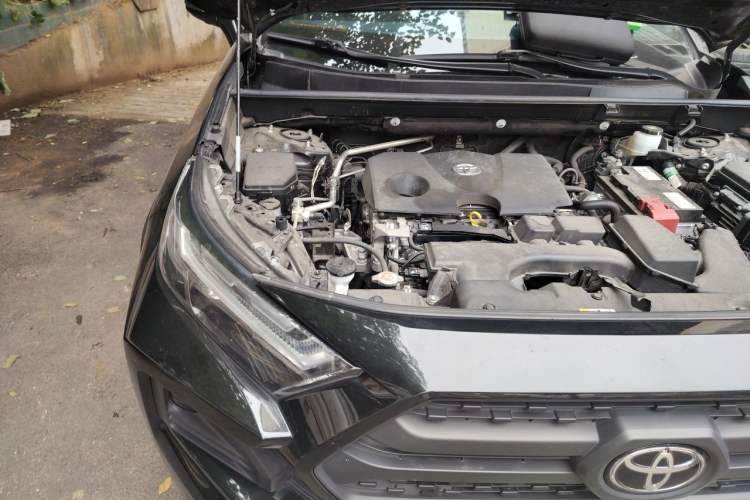 Used Toyota RAV4 2023 2.0L CVT 4x4 Explorer Plus Edition Engine Bay Right