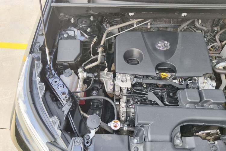 Used Toyota RAV4 2023 2.0L CVT Two-Wheel Drive Fashion Plus Edition Engine Bay Right