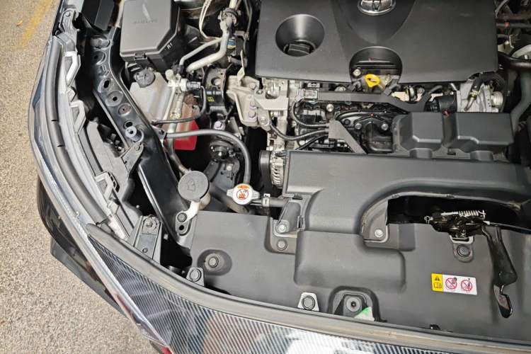 Used Toyota RAV4 2023 2.0L CVT Two-Wheel Drive Fashion Plus Edition Engine Bay Right