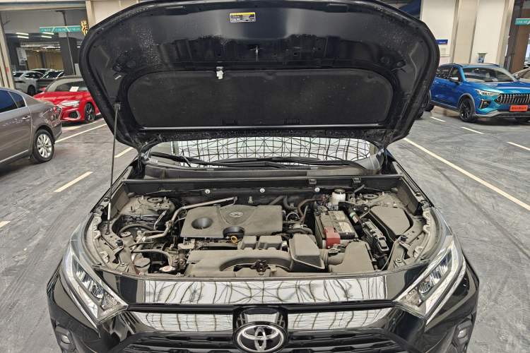 Used Toyota RAV4 2023 2.0L CVT Two-Wheel Drive Urban Edition Engine Bay