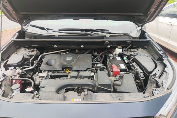 Used Toyota RAV4 2023 2.0L CVT Two-Wheel Drive Fashion Plus Edition Engine Bay