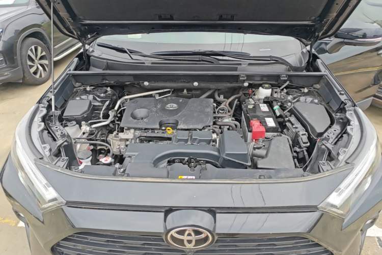 Used Toyota RAV4 2023 2.0L CVT Two-Wheel Drive Fashion Plus Edition Engine Bay