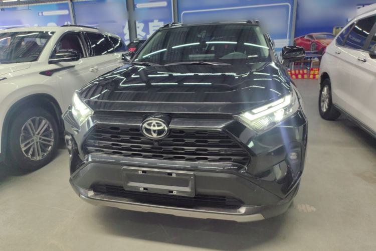 Used Toyota RAV4 2023 2.0L CVT Two-Wheel Drive Fashion Plus Edition Exterior 1