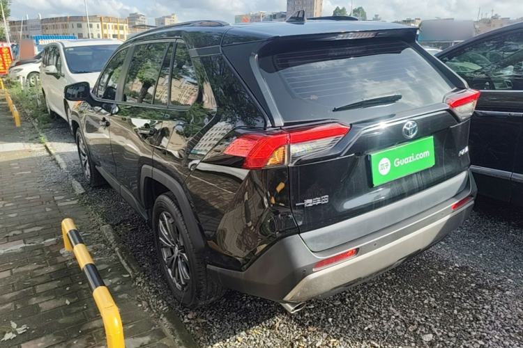 Used Toyota RAV4 2023 2.0L CVT Two-Wheel Drive Fashion Plus Edition Exterior 2