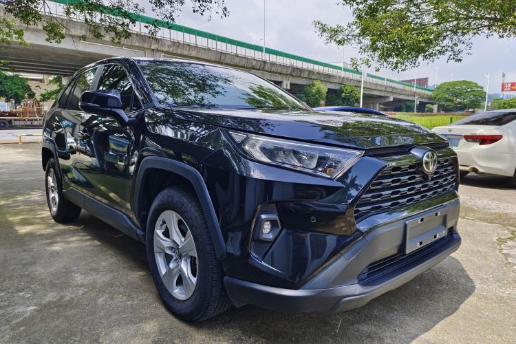 Used Toyota RAV4 2023 2.0L CVT Two-Wheel Drive Urban Edition Exterior 2