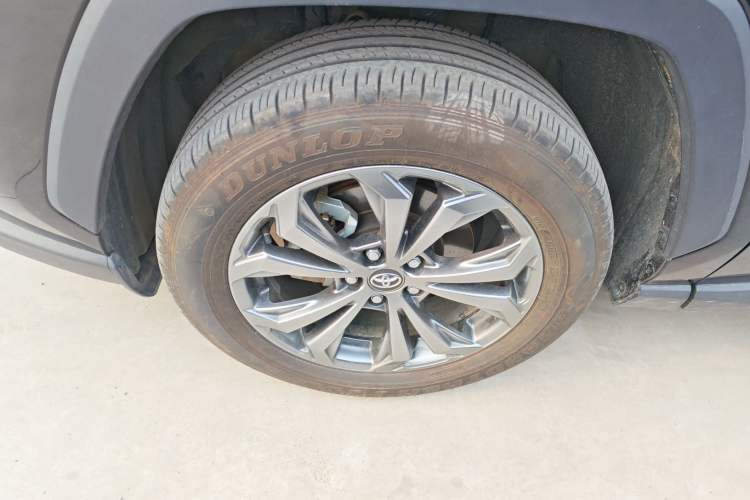 Used Toyota RAV4 2023 2.0L CVT Two-Wheel Drive Fashion Plus Edition Exterior 4