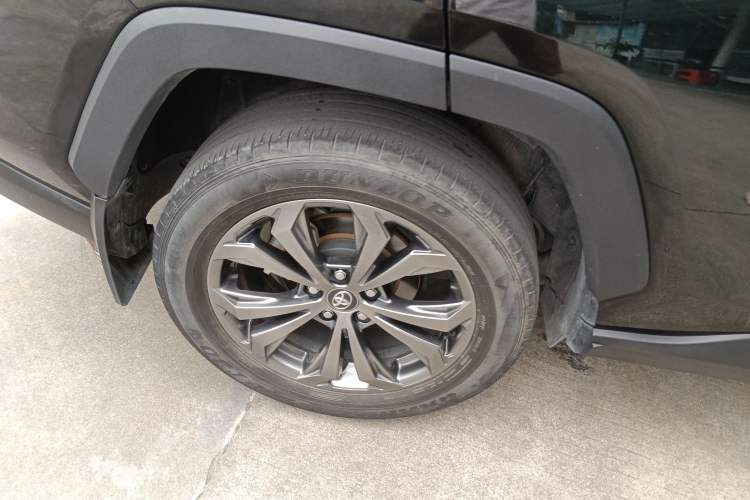 Used Toyota RAV4 2023 2.0L CVT Two-Wheel Drive Fashion Edition Exterior 5