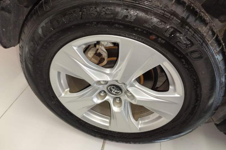 Used Toyota RAV4 2023 2.0L CVT Two-Wheel Drive Urban Edition Exterior 5